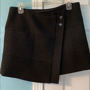 CABi mini wrap skirt size small